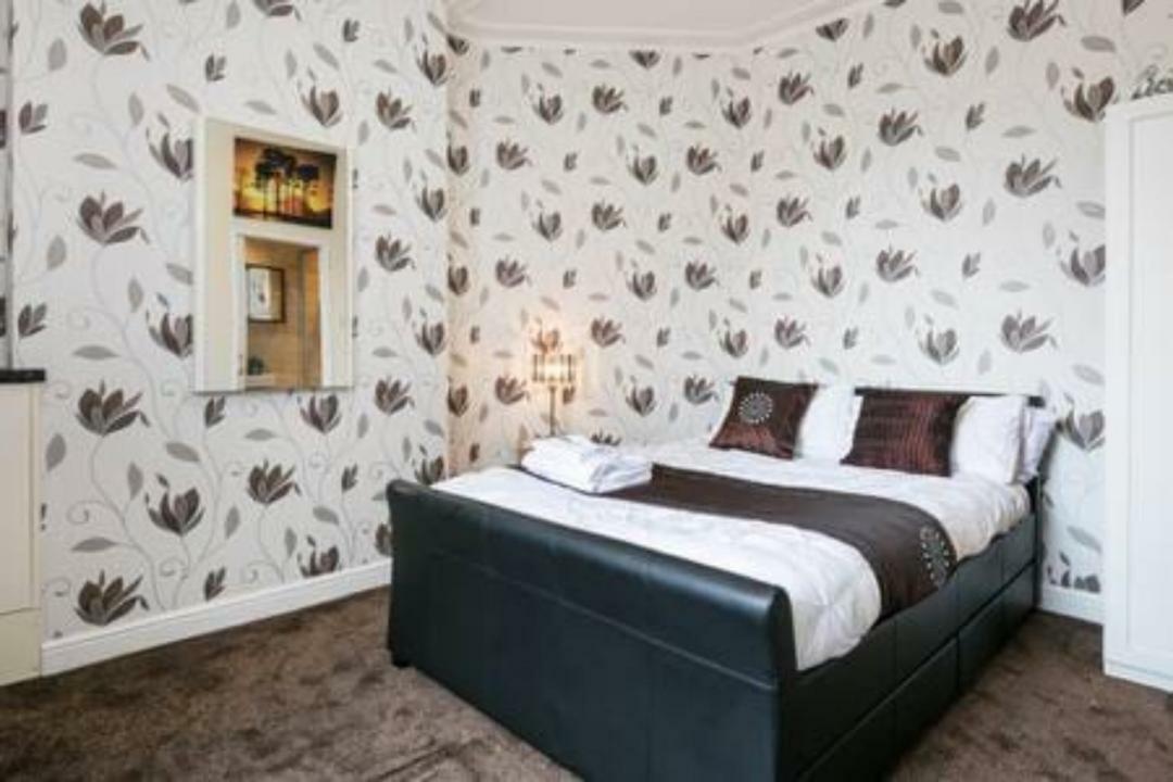 Richflo Holiday Rentals Manchester Exteriör bild