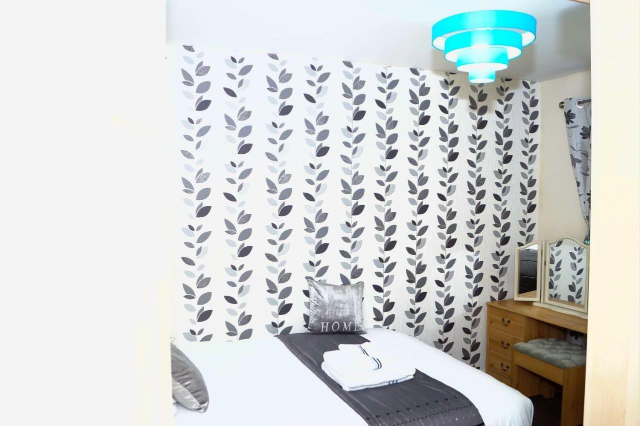 Richflo Holiday Rentals Manchester Exteriör bild